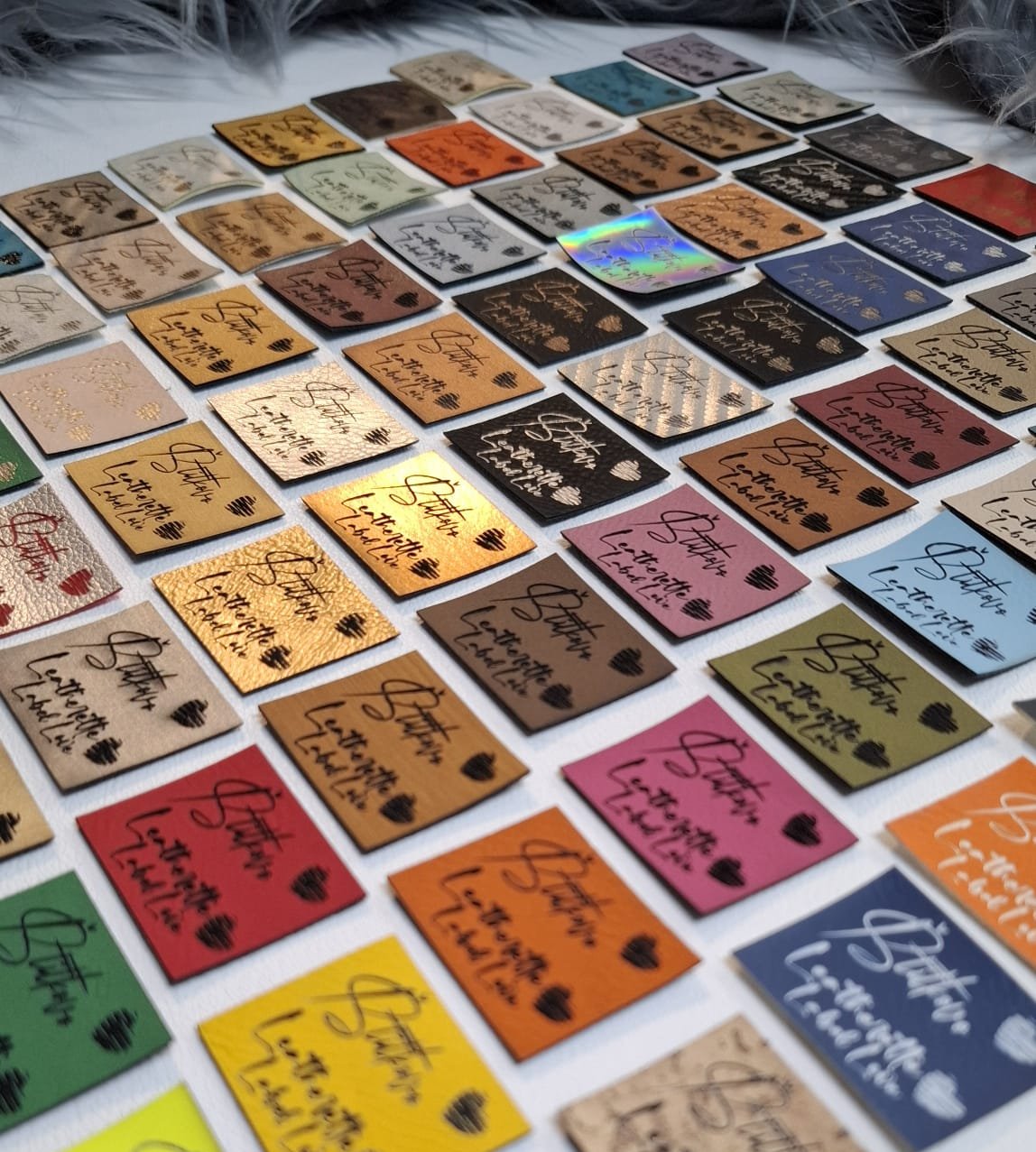 95 odtieňov koženiek - VZORKOVNÍK