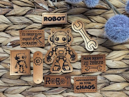 Balíček koženkových štítkov ROBOT