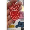 Koženkový štítok Jahoda