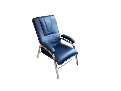 Křeslo s tmavě modrým potahem