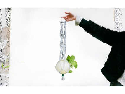Braided macramé plant hanger
