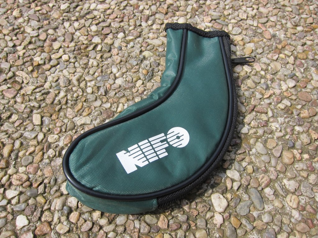 Golfütő fejvédő cipő