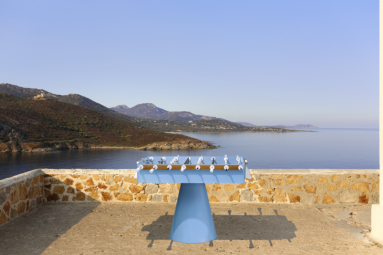 Stolný futbal FAS Ciclope Capri