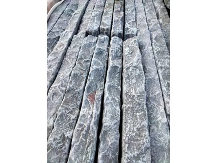 1170 sede vapencove starozitne a tromlovane dlazdice vapenec