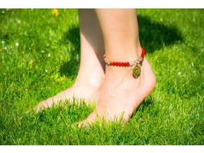 Náramek na nohu - červený korál/křišťál, symbol lotus