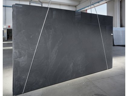 Briliant black Stonestore