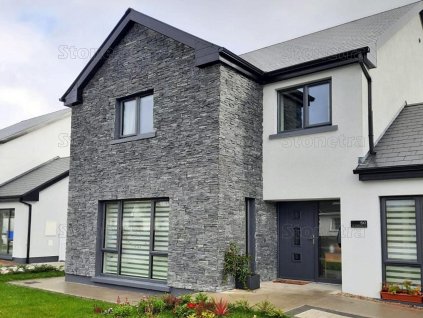 Natural stone wall with Slate Adara solid panel - corner cladding
