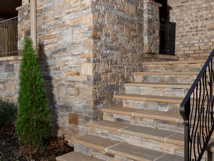 Stairway wall cladding with natural stone Sandstone Castle rock face