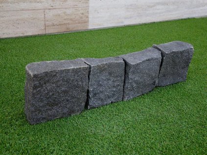 Dark natural stone curb with split texture for driveways and parking areas — Curbstone Granite Black, split.