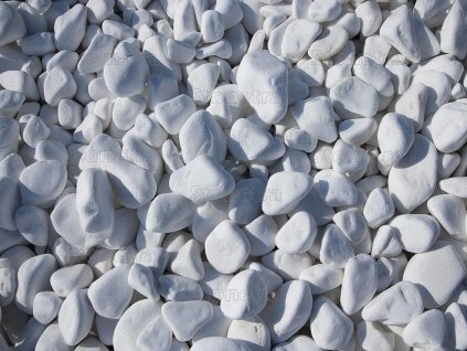 Snow-white natural pebbles for a clean look in beds and water features; pond-safe