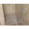 Walk-in shower with non-slip travertine mosaic floor – Travertine Classic Noche, tumbled 2.3×2.3 cm.