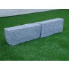 Split-face Granite Grey curbstone 40×20×10 cm — rustic natural-stone edging for garden borders and driveways.