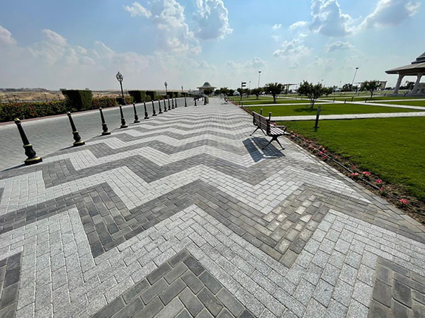Promenáda ze žuly