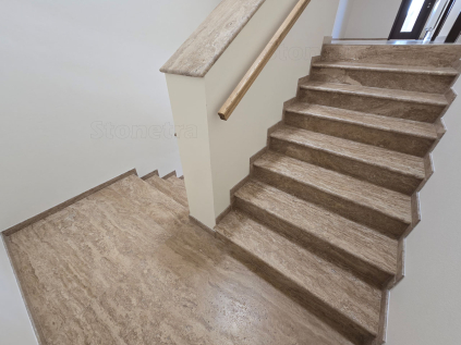 obklad na schody schodnice z travertínu