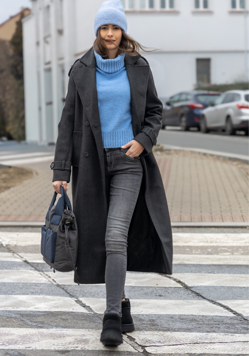 Maxi kabáty stále na výsluní