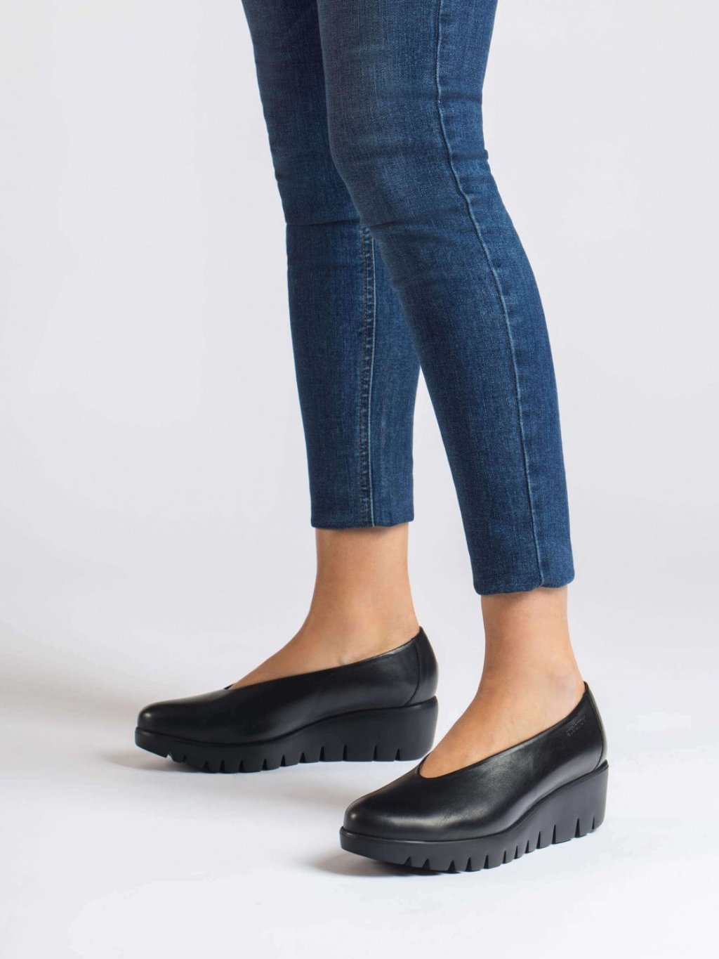 Shoptet produkt obuv 1024x1365 (1172x128x896) (26)