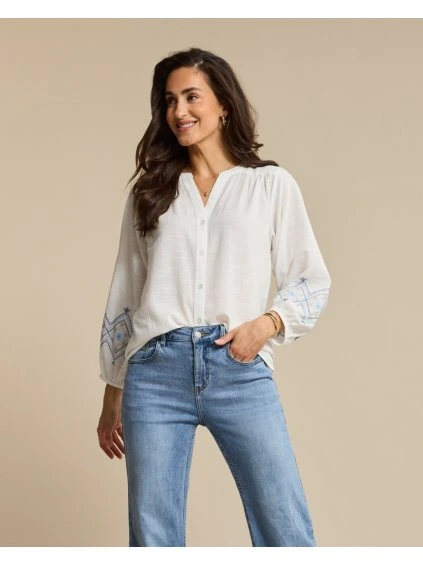 Blouse&embroidery(1)