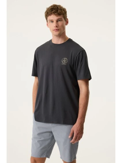 p261203 6939 onmodel front 2000 45eea010