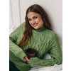 oliwkowy sweter z warkoczowym splotem 150848e0 7cc5 4278 960b ff8f12a91cc0