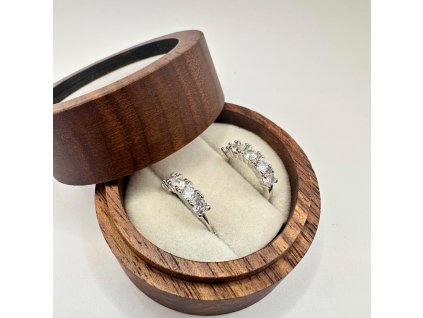 Strieborné náušnice kruhy s kamienkami