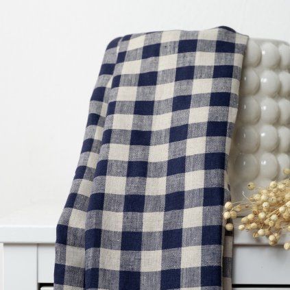 len metraz modra bezova kostka