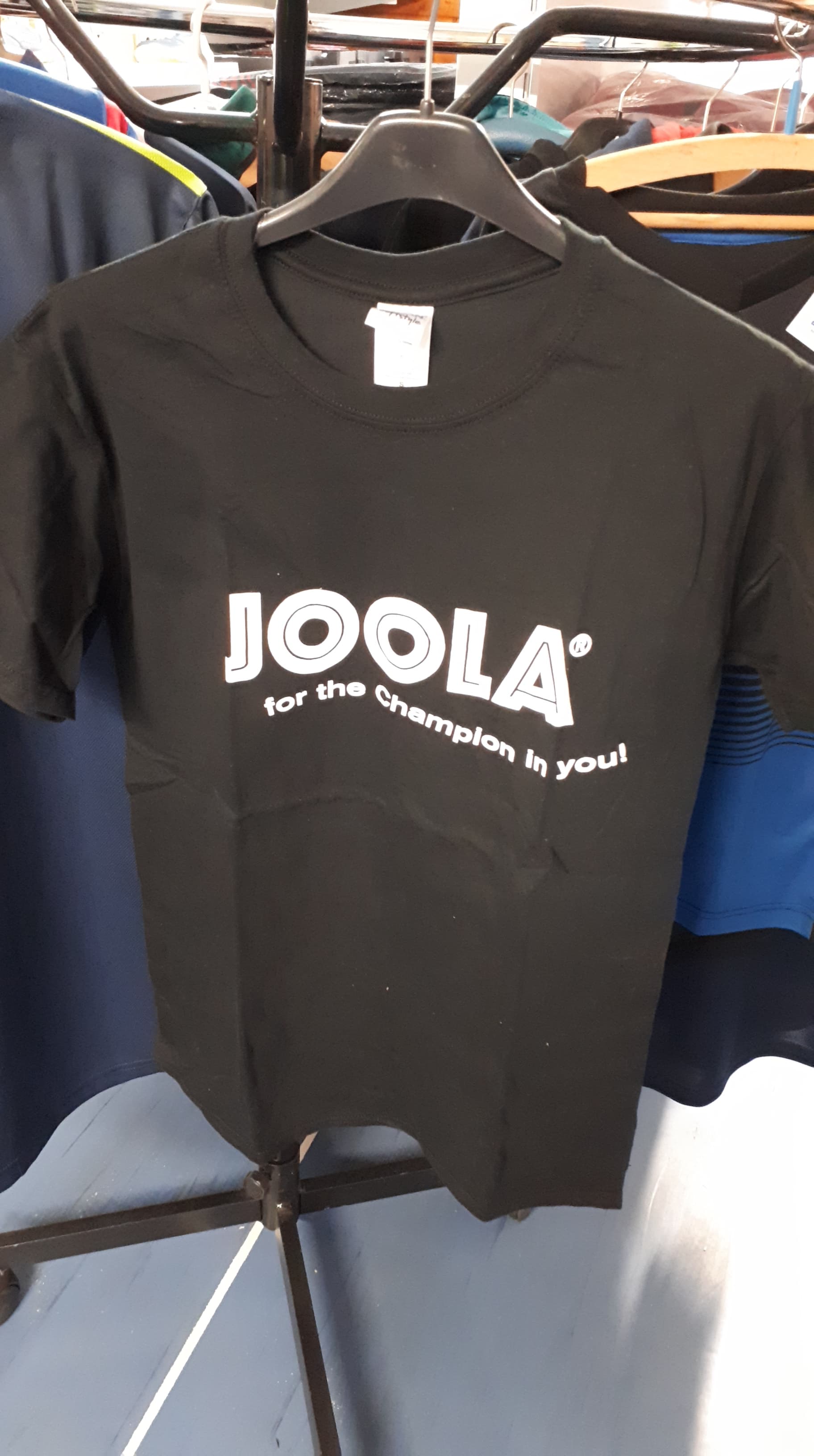 Joola - tréninkové tričko Barva: Tmavě modrá s bílým nápisem, Velikost: M