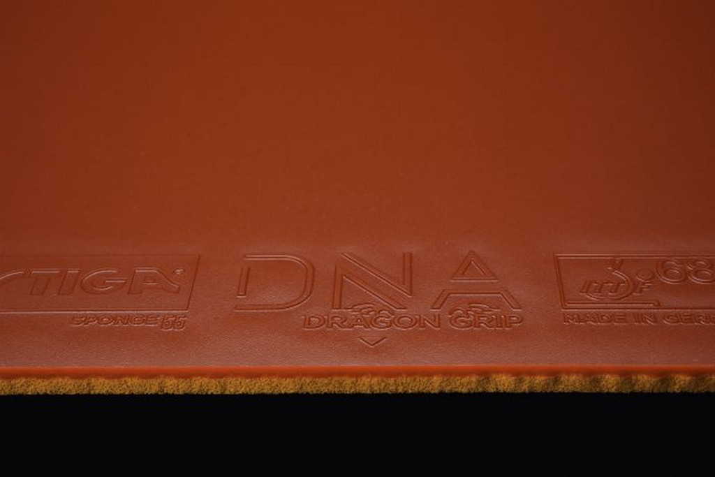 Stiga - DNA Dragon Grip 55 Barva: Červená, Tloušťka houby: max