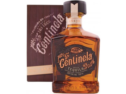 Centinela Anejo 40% 0,7l