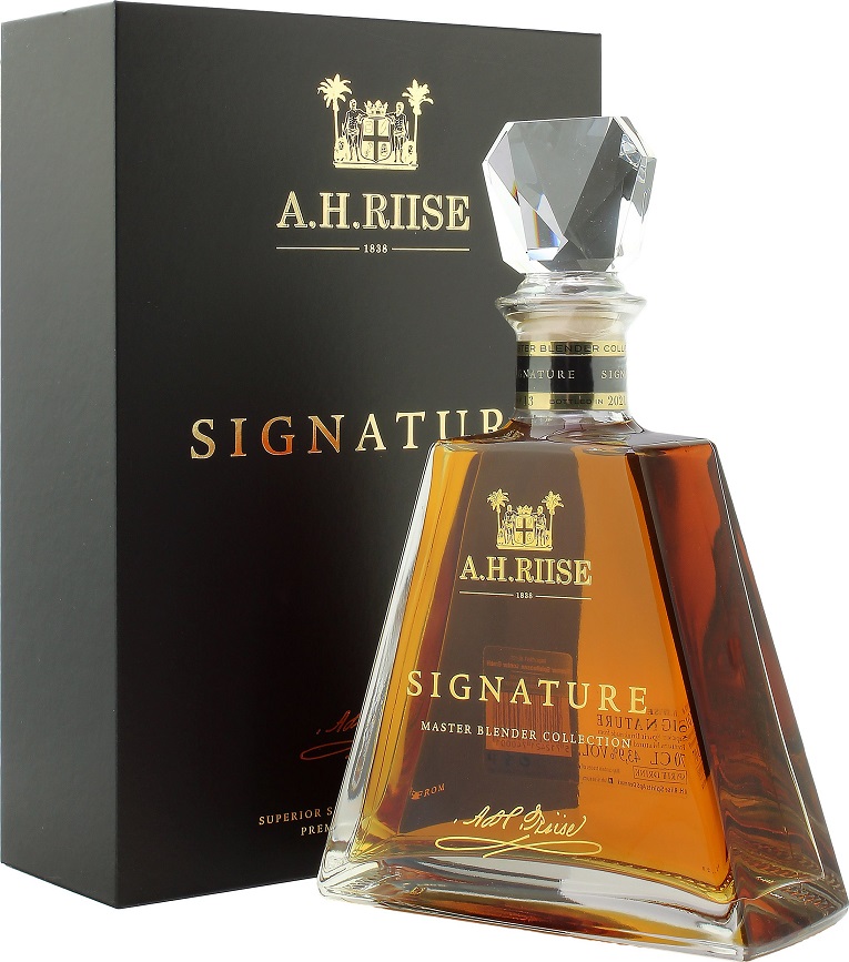 A. H. Riise A.H.Riise Signature 43,9% 0,7 l