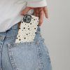 Kryt na iPhone - Dotted dots