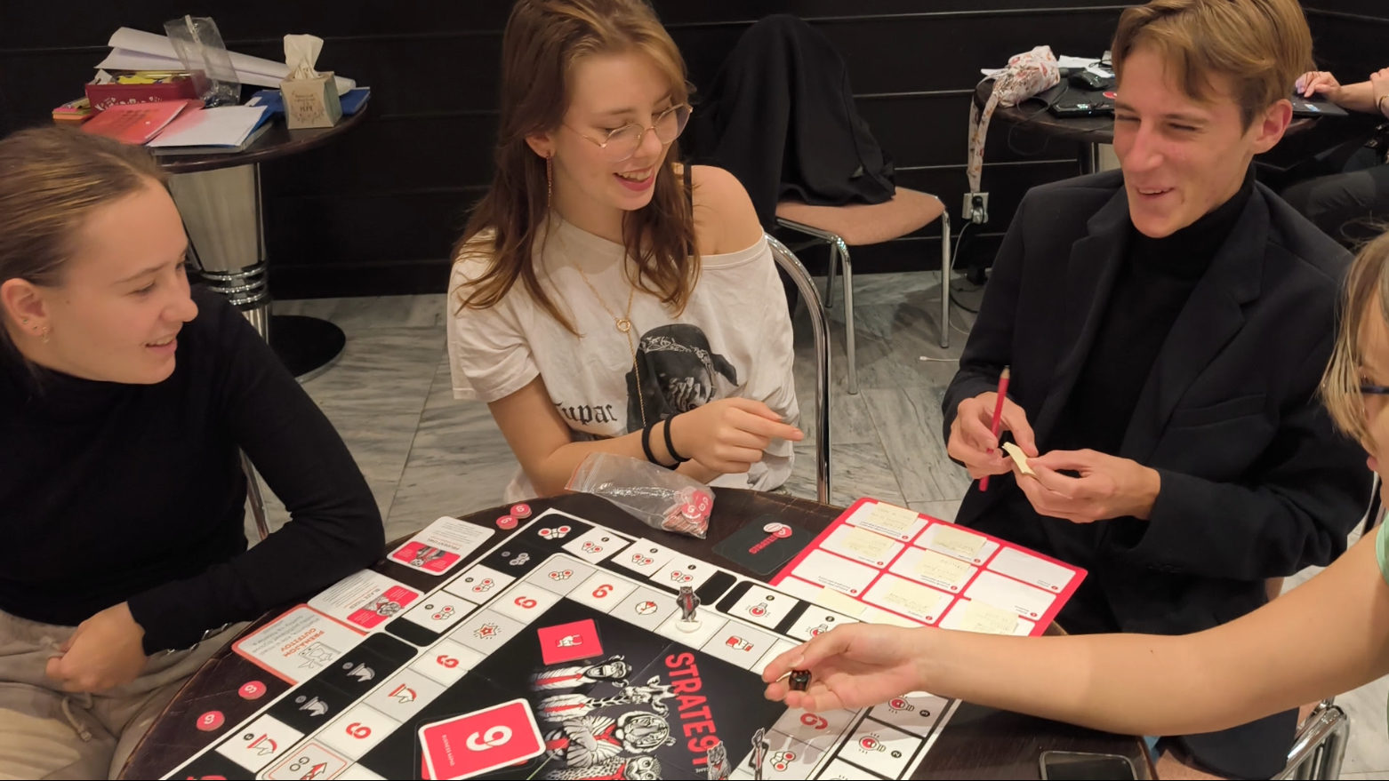 STRATE9Y® EDU sada – Kompletní řešení pro výuku podnikavosti 📘