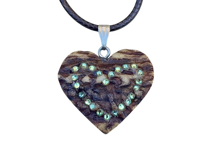 Přívěsek z paroží a Swarovski