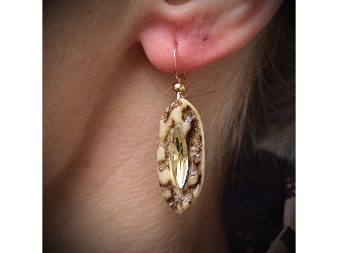 Náušnice z paroží, Swarovski