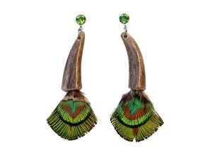 Náušnice z peří a paroží, Swarovski