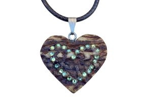 Přívěsek z paroží a Swarovski