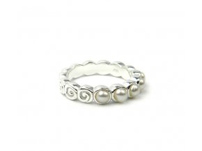 Strieborný perlový prsten