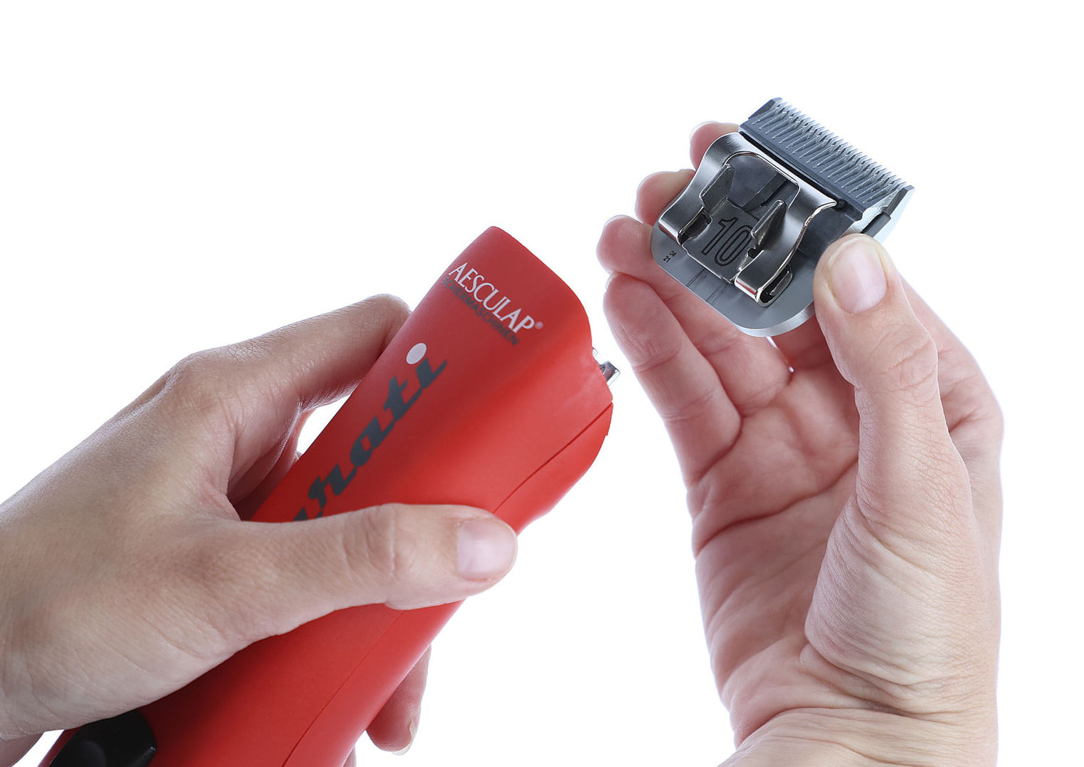 Kopaktibilita klasických stříhacích hlavic a strojků