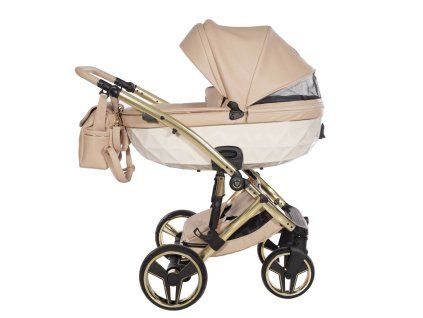 Carrycot detail with structured fabric on Junama Candy Premium Beige stroller
