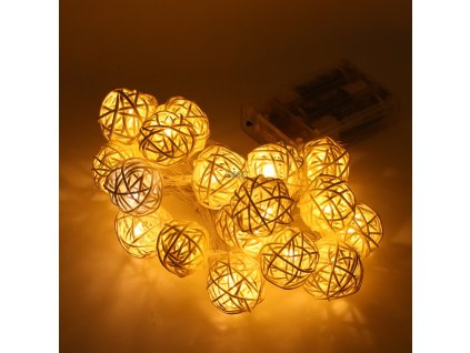 led retez ratanove koule tepla bila