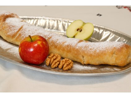 Domáca ťahaná štrúdľa JABLKOVÁ S ORECHAMI nova