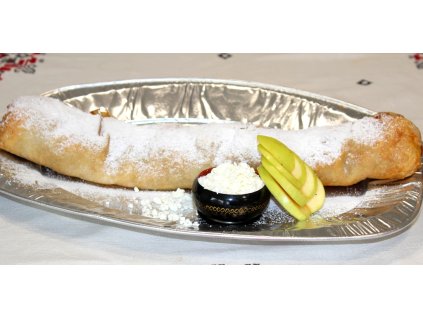 Pravá ťahaná štrúdľa TVAROHOVÁ s JABLKAMI (celá noha pás) 1kg