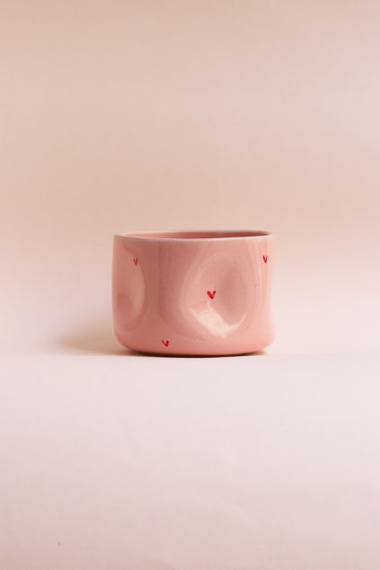 Kalíšek růžový s červenými srdíčky