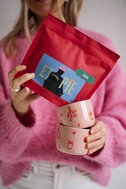 Set kalíšků a kávy Illegal beans | Vánoce