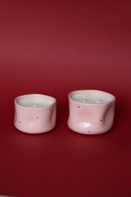 Svíčka růžová se srdíčky