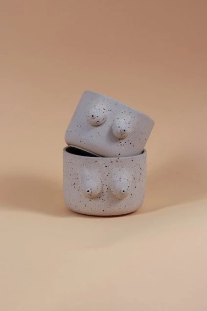 Prsáč kalíšek tečkatý naked