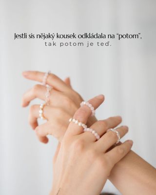 Malé kousky, velká radost. 💛 A my ji chceme sdílet s vámi. Naše náušnice i prstýnky jsou hravé, ale stále jemné a...