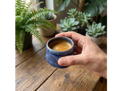 Indigo - keramický hrníček velikosti XS