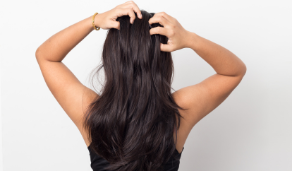 LUPY A POKOŽKA HLAVY