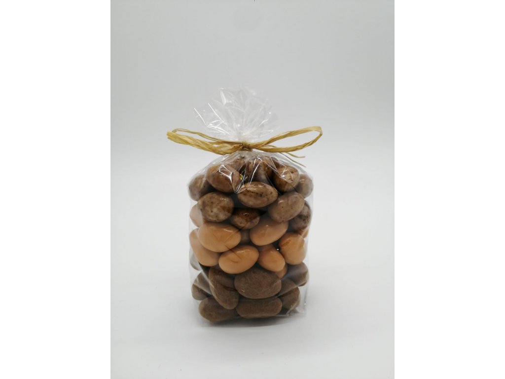 Almond deluxe