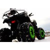 Čierná štvorkolka FX 250, zadný pohľad na terénnu konštrukciu